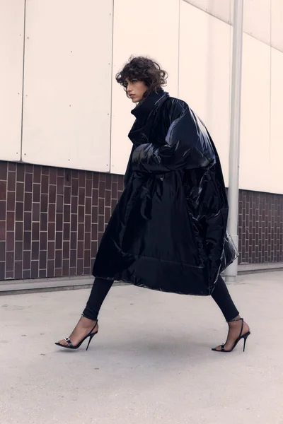 Look 18